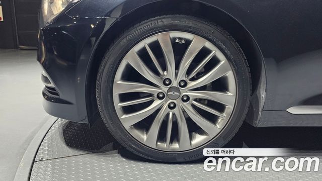 Hyundai Genesis из Кореи Encar