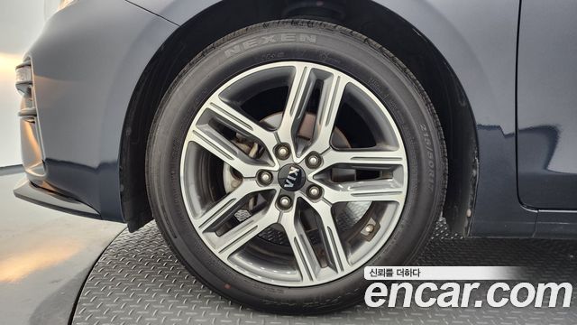 Kia K3 из Кореи Encar
