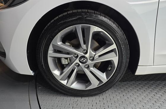 Hyundai AVANTE 1.6 GDI Value Plus — пробег 59 360 км — фото 5 из 5