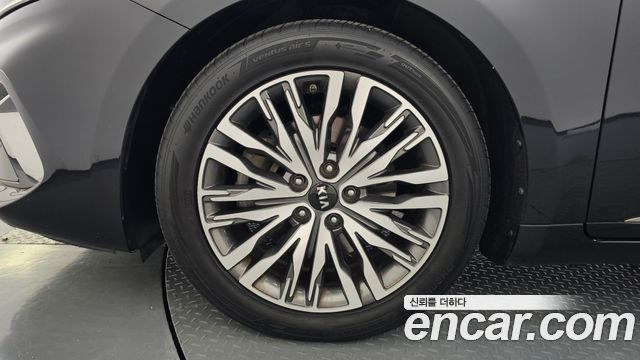 Kia K7 из Кореи Encar