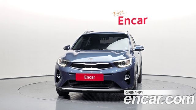 Kia Stonic из Кореи Encar