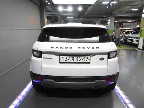 Land Rover Range Rover Evoque 2.0 TD4 SE — пробег 158 630 км — фото 4 из 5