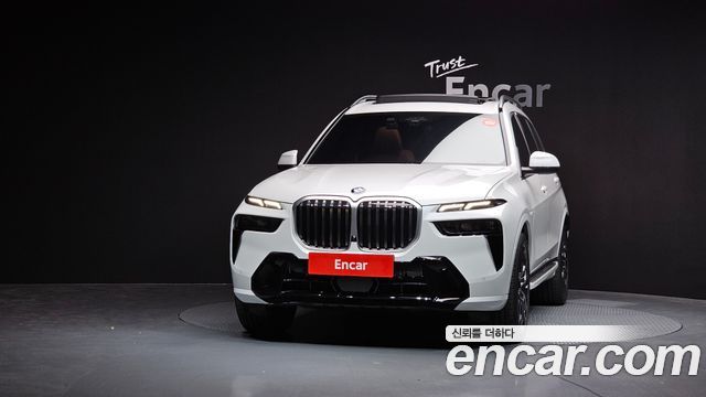 BMW X7 xDrive 40i M Sport 6STR — пробег 7 319 км — фото 3 из 5