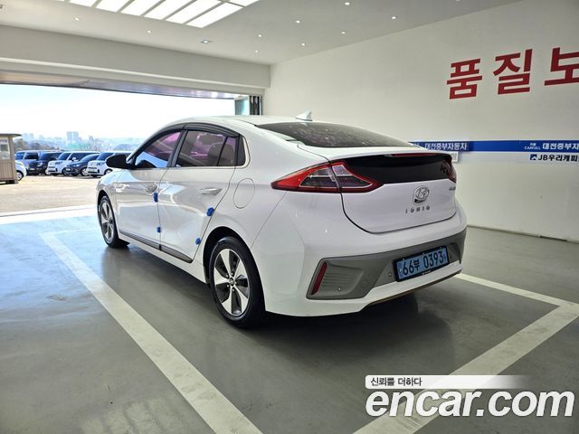Hyundai Ioniq из Кореи Encar