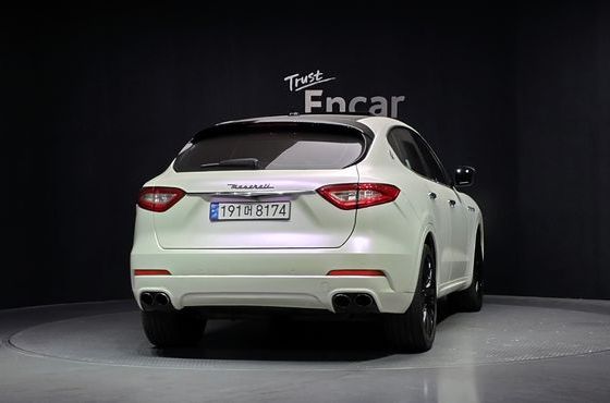 Maserati Levante 3.0 AWD Luxury — пробег 118 189 км — фото 4 из 5