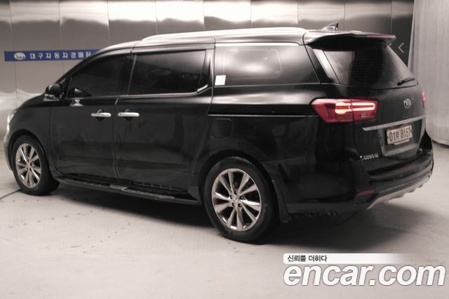 Kia Carnival из Кореи Encar