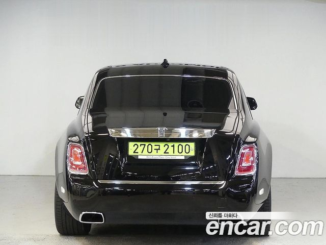 Rolls-Royce Phantom 6.7 V12 — пробег 49 000 км — фото 3 из 5