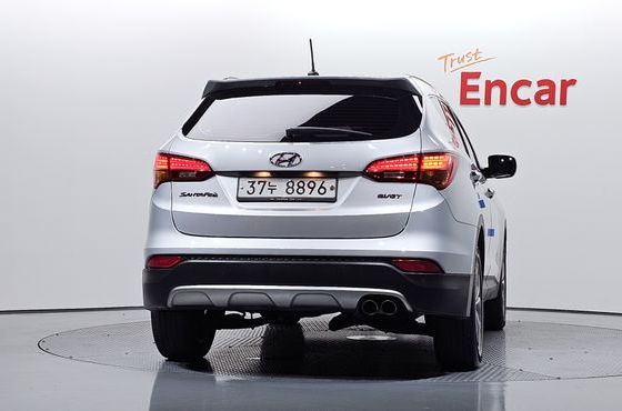 Hyundai Santafe Diesel(e-VGT) 2.0 2WD Premium — пробег 233 399 км — фото 4 из 5