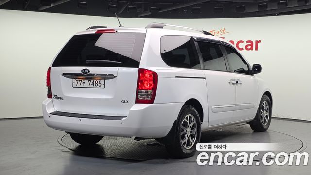 Kia Carnival из Кореи Encar
