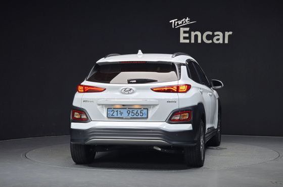Hyundai Kona Premium — пробег 69 780 км — фото 4 из 5