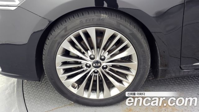 Kia K7 из Кореи Encar