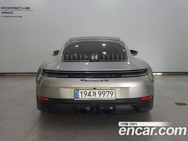 Porsche 911 Carrera GTS — пробег 3 600 км — фото 4 из 5