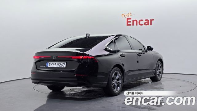 Honda Accord 1.5 Turbo — пробег 10 916 км — фото 2 из 5