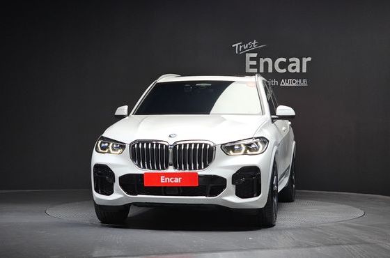 BMW X5 xDrive 45e M Sport — пробег 49 813 км — фото 3 из 5