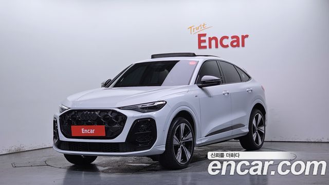 Audi Q5 40 TFSI 콰트로 S Line Sportback — пробег 1 590 км — фото 1 из 5