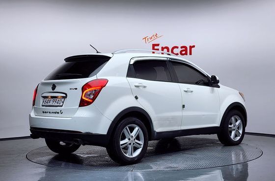 Ssangyong KORANDO 2.0 CVT 2WD Deluxe — пробег 120 885 км — фото 2 из 5