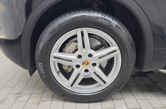 Porsche Cayenne 4.2 S Diesel 958 — пробег 123 418 км — фото 5 из 5