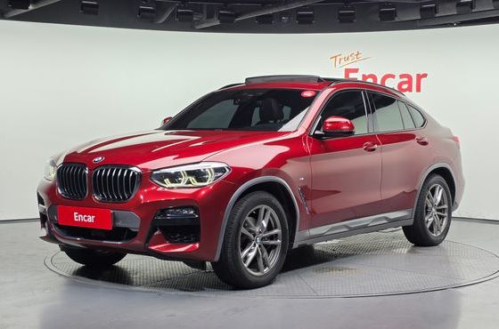 BMW X4 xDrive20i M Sport X — пробег 136 532 км — фото 1 из 5