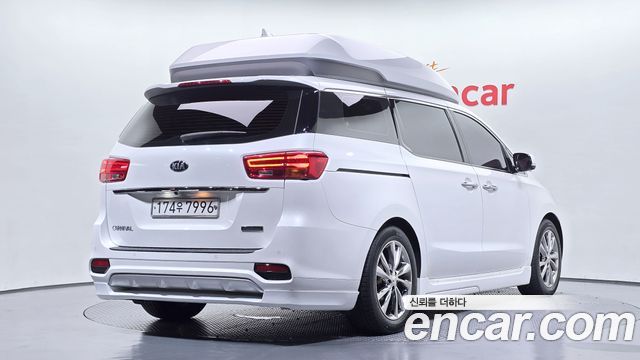 Kia Carnival из Кореи Encar