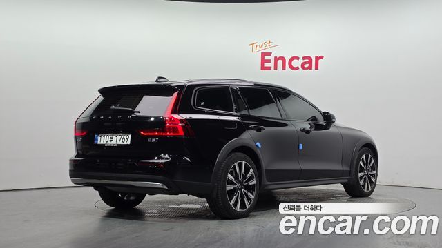 Volvo V60 из Кореи Encar
