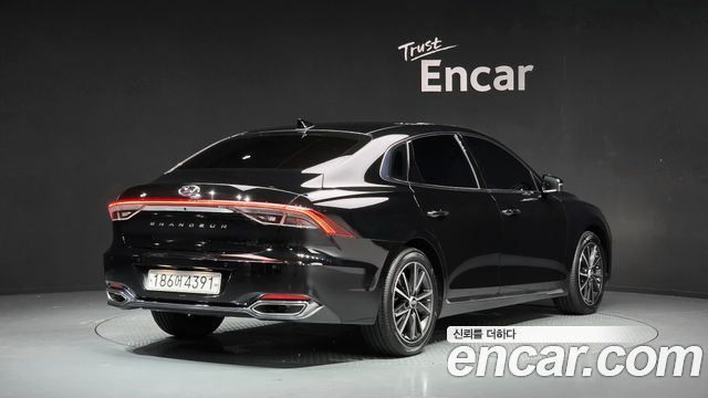 Hyundai Grandeur из Кореи Encar