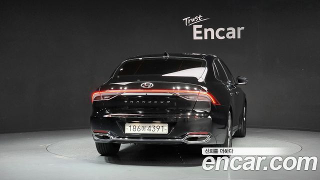Hyundai Grandeur из Кореи Encar