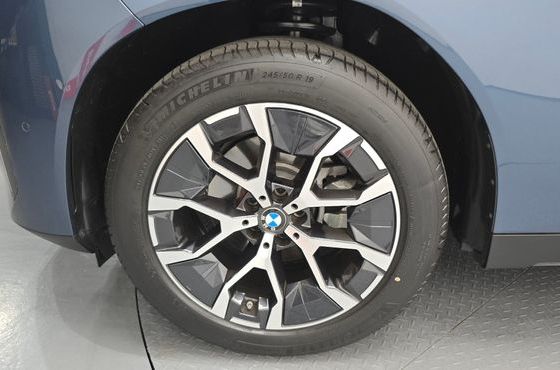 BMW X3 xDrive 20 — пробег 4 418 км — фото 5 из 5