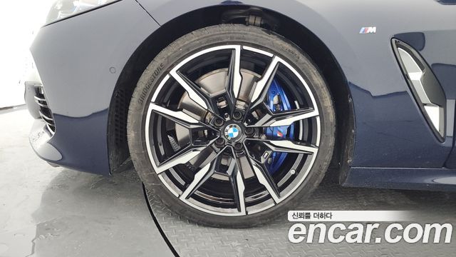 BMW 8-Series M850i xDrive Gran Coupe Individual Edition — пробег 8 984 км — фото 5 из 5