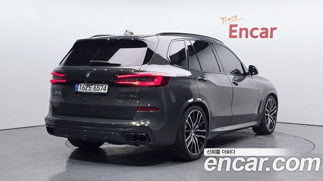 BMW X5 xDrive 40d M Sport Online Exclusive Editon — пробег 85 636 км — фото 2 из 5
