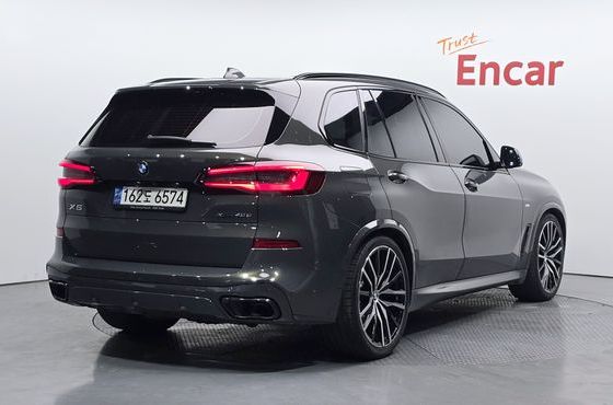 BMW X5 xDrive 40d M Sport Online Exclusive Editon — пробег 85 636 км — фото 2 из 5