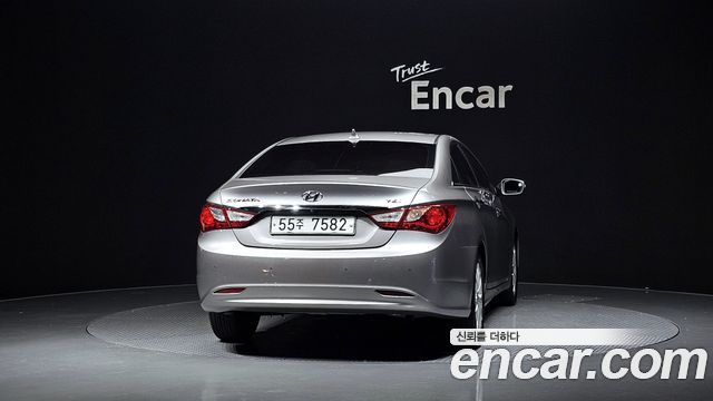 Hyundai Sonata Premier High-Deluxe — пробег 130 249 км — фото 4 из 5