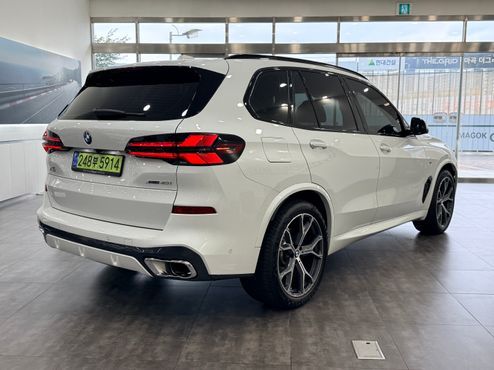 BMW X5 xDrive 40i M Sport — пробег 9 270 км — фото 2 из 5
