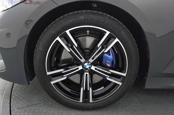BMW 3-Series 320i M Sport — пробег 14 907 км — фото 5 из 5