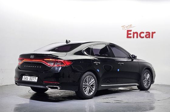 Hyundai Grandeur 2.4 Premium — пробег 79 860 км — фото 2 из 5