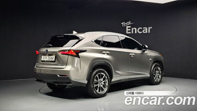 Lexus NX Supreme — пробег 78 053 км — фото 2 из 5