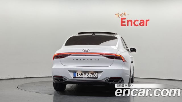 Hyundai Grandeur из Кореи Encar
