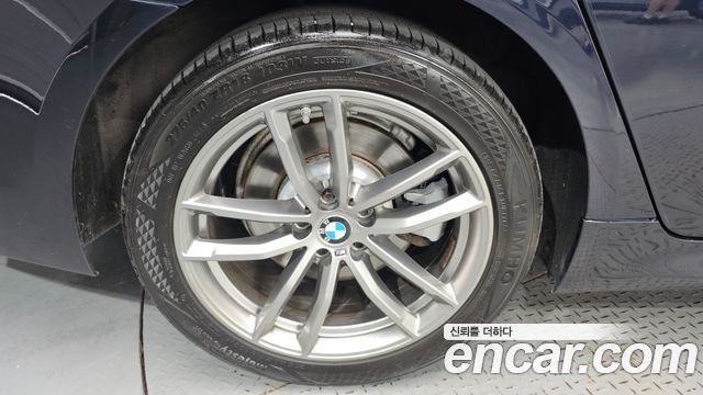 BMW 5-Series 520d xDrive M Sport Package Plus — пробег 227 297 км — фото 5 из 5