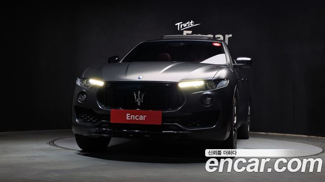 Maserati Levante из Кореи Encar