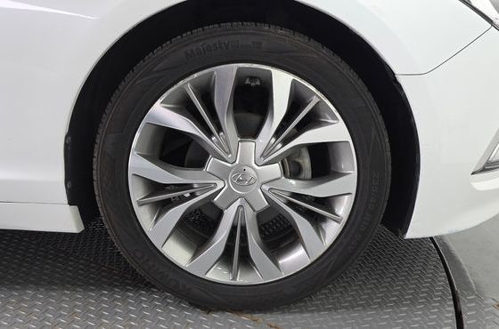 Hyundai Sonata 2.0 Premium — пробег 128 597 км — фото 5 из 5