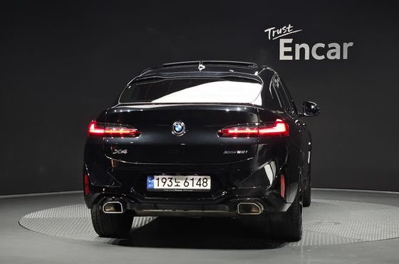 BMW X4 xDrive20i M Sport — пробег 35 626 км — фото 4 из 5