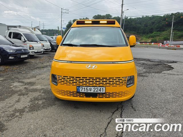 Hyundai Staria L3.5  Kinder Safety Car 11-Seater — пробег 118 279 км — фото 2 из 5