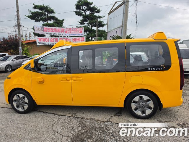 Hyundai Staria L3.5  Kinder Safety Car 11-Seater — пробег 118 279 км — фото 5 из 5