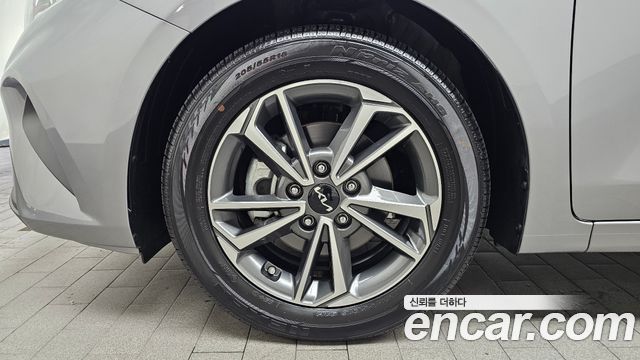 Kia K3 из Кореи Encar