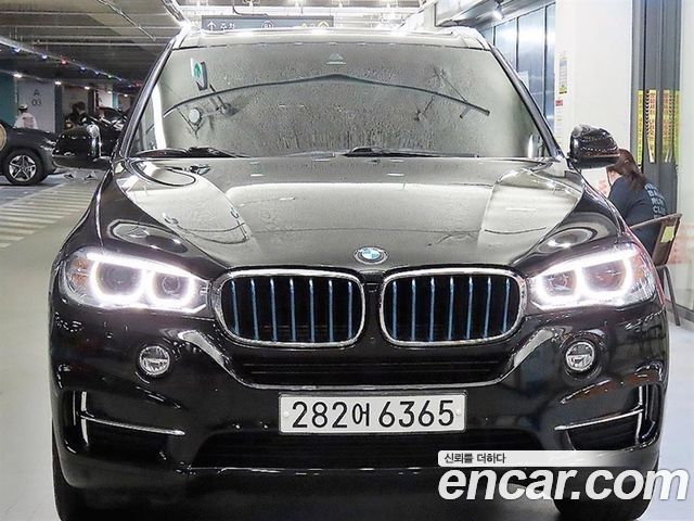 BMW X5 xDrive 40e iPerformance — пробег 150 908 км — фото 2 из 5