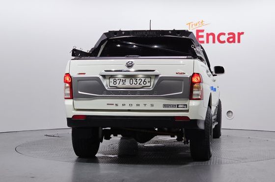 Ssangyong KORANDO 2.2 EXTREME 4WD — пробег 127 711 км — фото 4 из 5