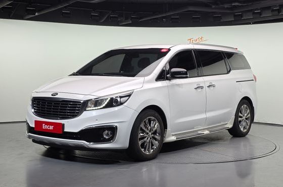 Kia Carnival 9-seater Prestige — пробег 142 867 км — фото 1 из 5