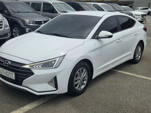 Hyundai AVANTE 1.6 Smart — пробег 111 221 км — фото 3 из 5