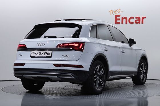 Audi Q5 40 TDI Quattro — пробег 51 754 км — фото 2 из 5
