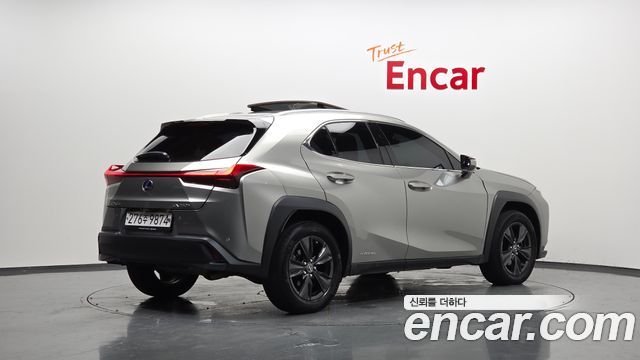 Lexus UX из Кореи Encar