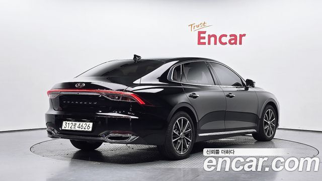 Hyundai Grandeur из Кореи Encar